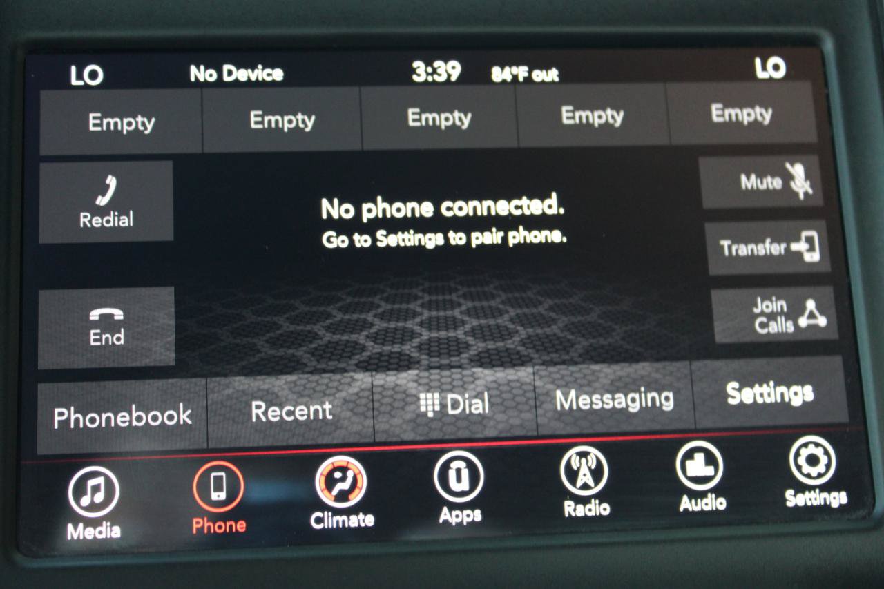 Used 2019 Dodge Challenger R/T w/ Blacktop Package RWD image 31
