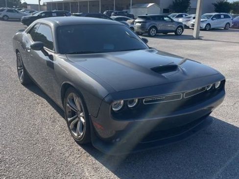 Used 2022 Dodge Challenger GT w/ Plus Package RWD image 5