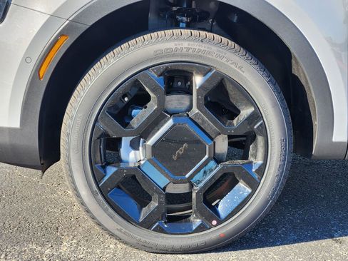 New 2026 Kia Sorento SX image 9