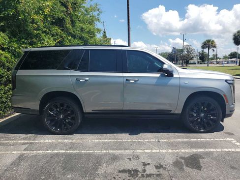 Used 2025 Cadillac Escalade Sport Platinum AWD/4WD image 6