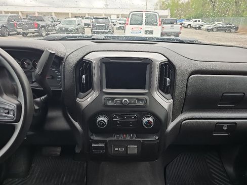 Used 2023 Chevrolet Silverado 2500 Custom w/ Gooseneck/5TH Wheel Package AWD/4WD image 8