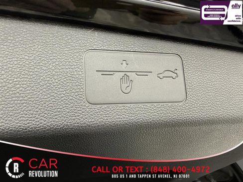 Used 2024 Volkswagen GTI S image 8