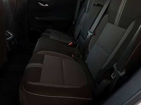 Used 2025 Chevrolet Blazer LT AWD/4WD image 8