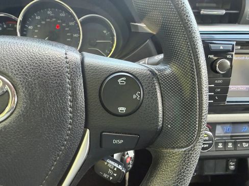 Used 2014 Toyota Corolla LE FWD image 21