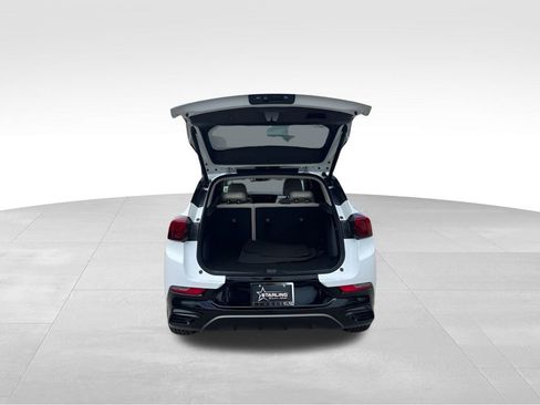 Used 2025 Buick Encore GX Sport Touring w/ Comfort Package image 9