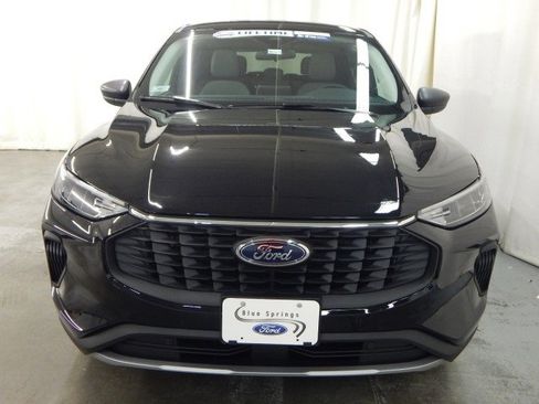 New 2026 Ford Escape Active w/ Cold Weather Package image 8