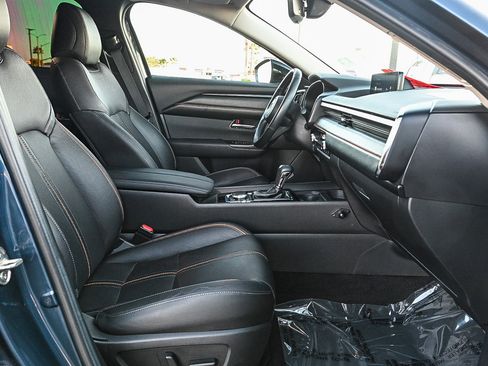 Used 2023 MAZDA CX-50 AWD 2.5 S w/ Cargo Package image 17