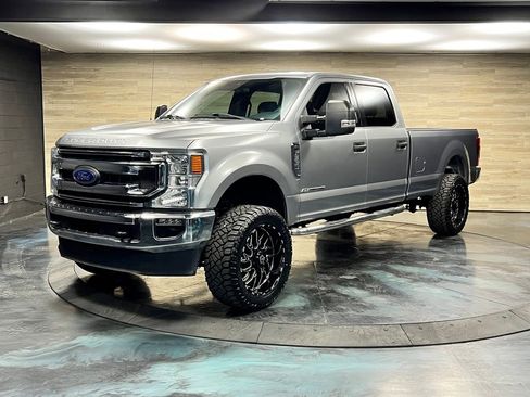 Used 2020 Ford F350 XLT w/ XLT Value Package AWD/4WD image 7