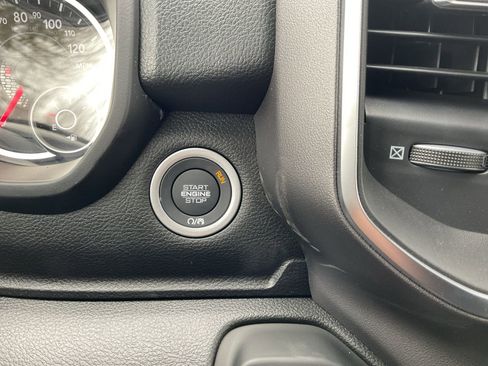 New 2026 RAM 1500 Express image 25