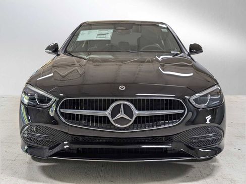 Used 2025 Mercedes-Benz C 300 4MATIC Sedan image 9
