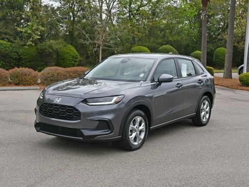 Used 2025 Honda HR-V LX image 6