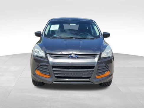 Used 2016 Ford Escape S FWD image 2