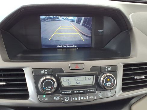 Used 2016 Honda Odyssey EX-L image 24