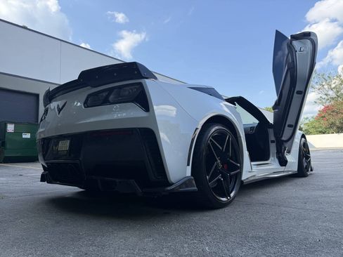 Used 2016 Chevrolet Corvette Z06 RWD image 33