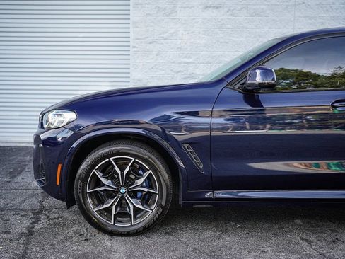 Used 2022 BMW X4 xDrive30i w/ Premium Package Essential image 11