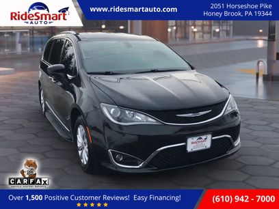 Used 2018 Chrysler Pacifica Touring-L