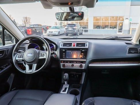 Used 2017 Subaru Outback 3.6R Limited image 53