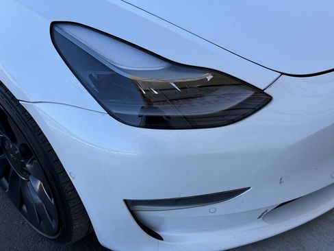 Used 2021 Tesla Model 3 Performance image 22