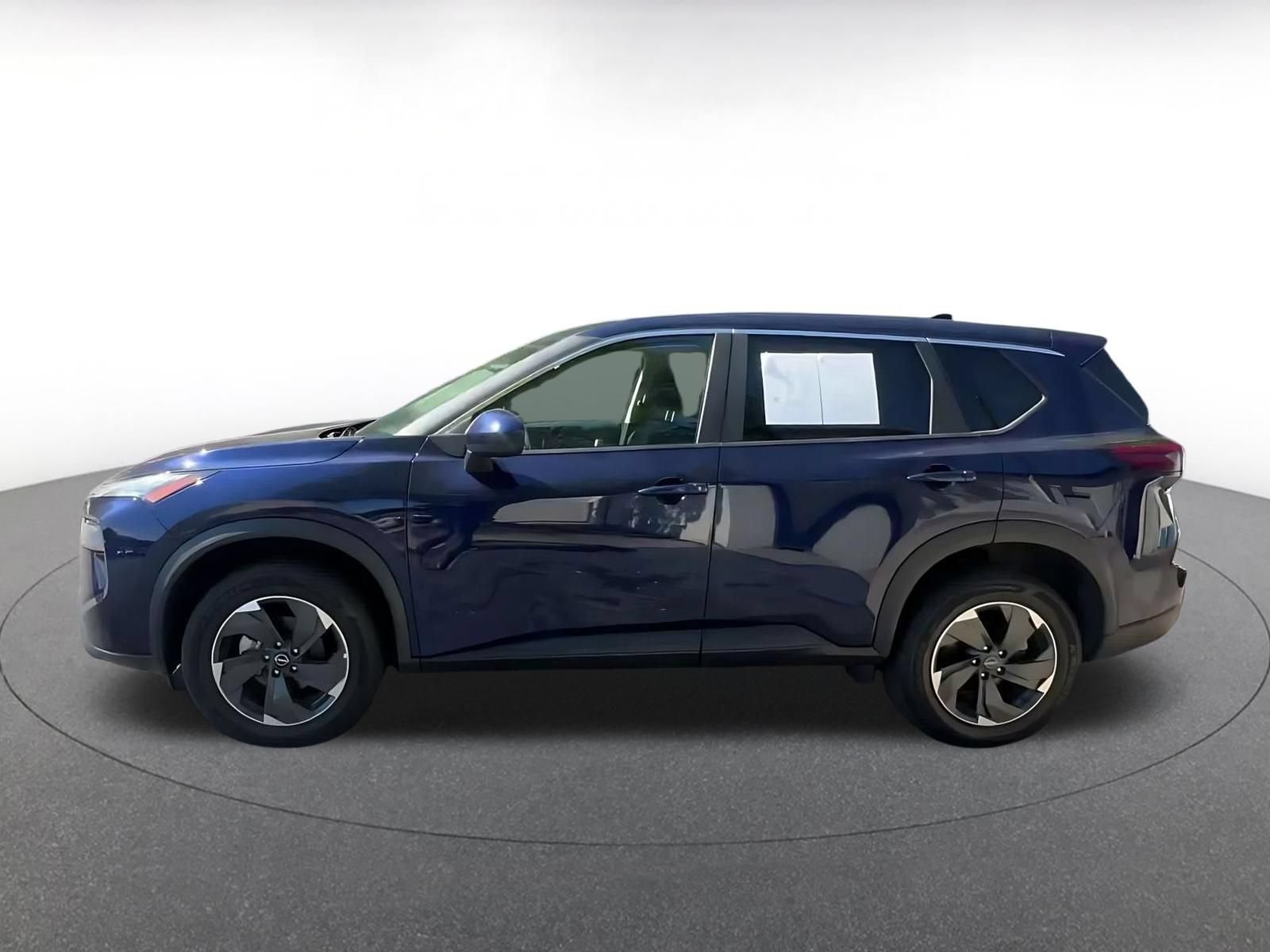 Used 2025 Nissan Rogue SV AWD/4WD image 7