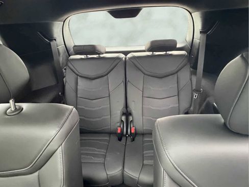 Used 2025 Cadillac XT6 Sport w/ Platinum Package image 22