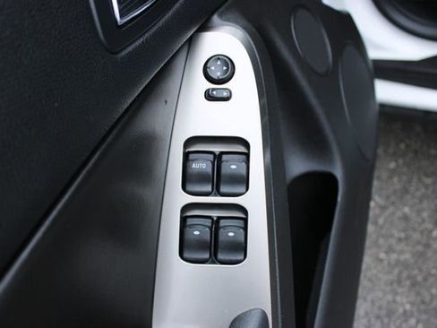 Used 2009 Pontiac G6 GT w/ Sport Package 1 image 11