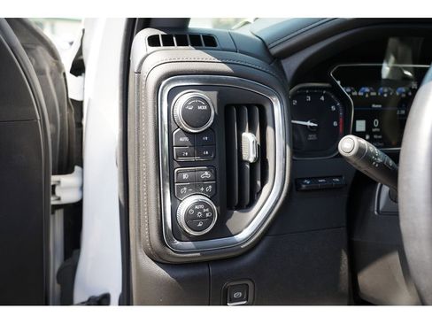 Used 2021 GMC Sierra 1500 Denali w/ Denali Ultimate Package image 18