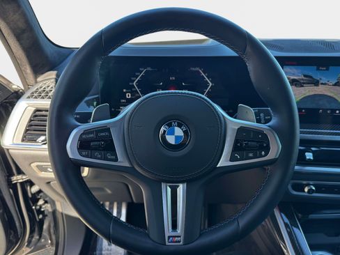 Used 2026 BMW X7 M60i image 51