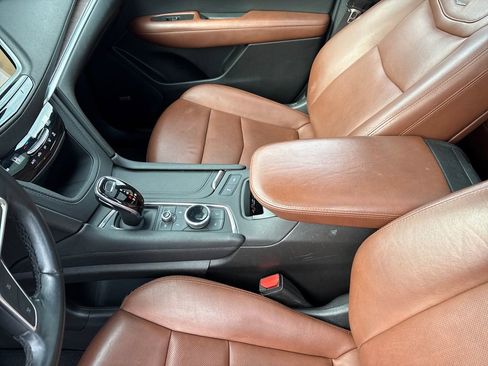 Certified 2023 Cadillac XT5 Sportv image 34