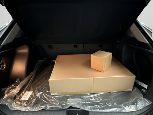 Certified 2025 Hyundai Kona SEL image 17