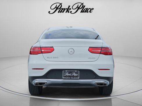 Used 2018 Mercedes-Benz GLC 300 4MATIC Coupe image 4