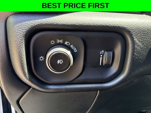 New 2026 RAM 5500 Tradesman w/ Chrome Appearance Group AWD/4WD image 25
