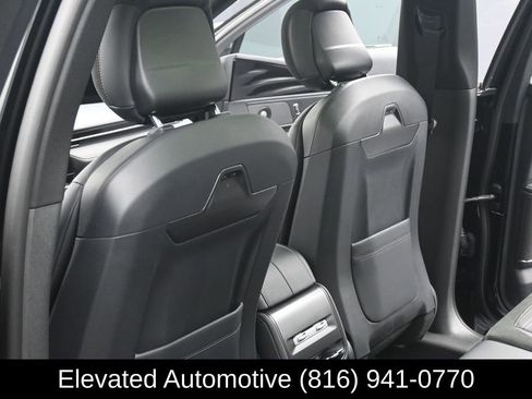 Used 2025 Lincoln Nautilus Reserve w/ Jet Appearance Package AWD/4WD image 21