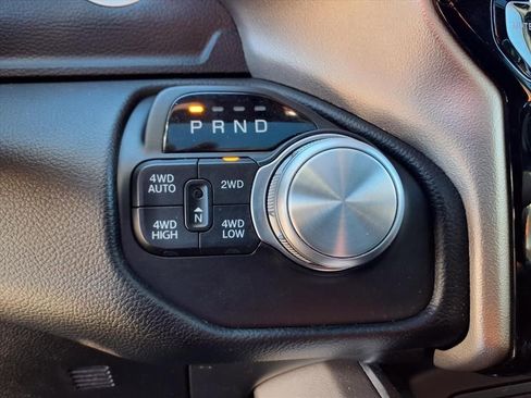 Used 2019 RAM 1500 Laramie image 18