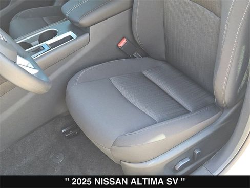 New 2025 Nissan Altima 2.5 SV image 16