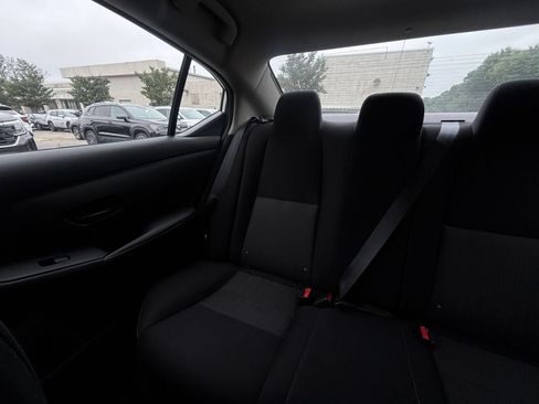 Used 2025 Nissan Sentra SV FWD image 38