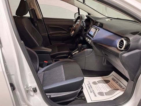 Used 2024 Nissan Versa SV FWD image 29