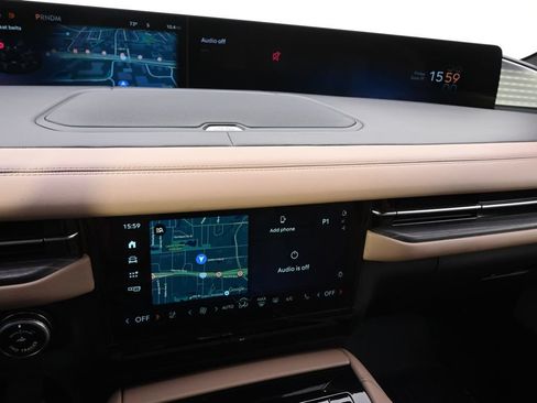 New 2026 Lincoln Navigator L Black Label AWD/4WD image 26