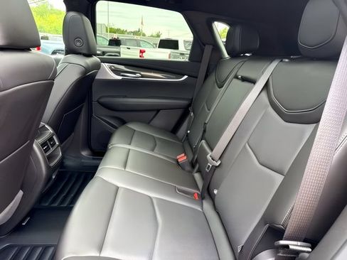 Used 2022 Cadillac XT5 Sportv w/ LPO, ONYX Package AWD/4WD image 22