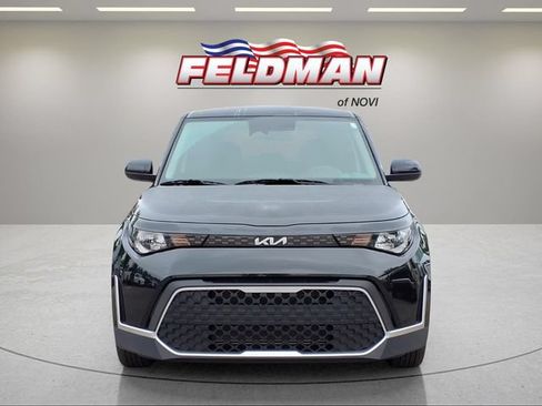 Used 2023 Kia Soul LX FWD image 9
