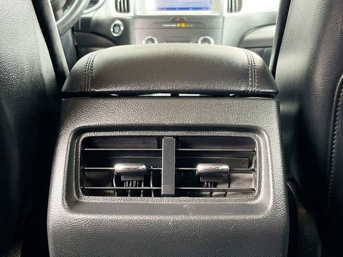 Used 2020 Ford Edge SEL AWD/4WD image 24
