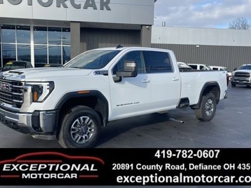 Used 2024 GMC Sierra 3500 SLE w/ SLE Convenience Package image 1