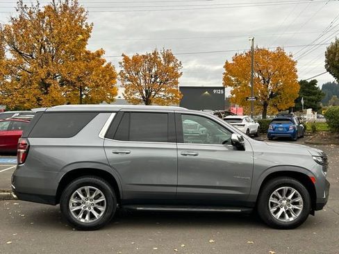 Used 2021 Chevrolet Tahoe Premier w/ Premium Package image 8