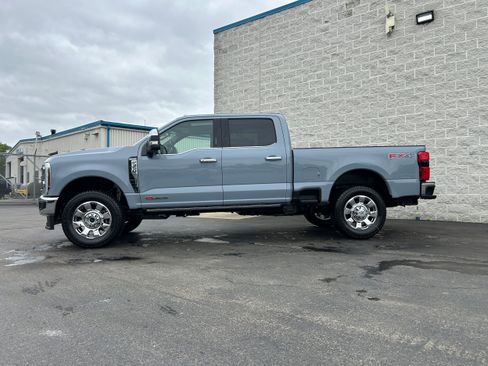 New 2026 Ford F350 King Ranch w/ Chrome Package AWD/4WD image 7