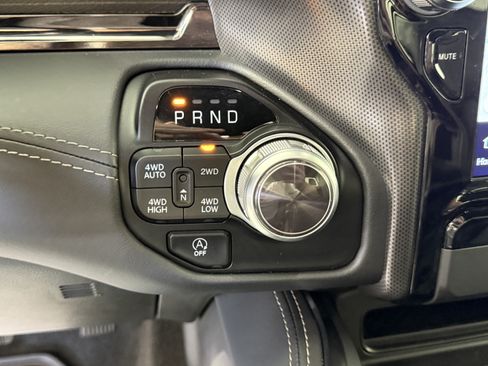 Used 2022 RAM 1500 Limited AWD/4WD image 22
