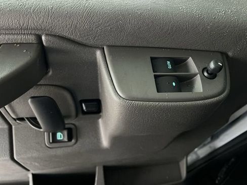 New 2026 Chevrolet Express 3500 LS image 22