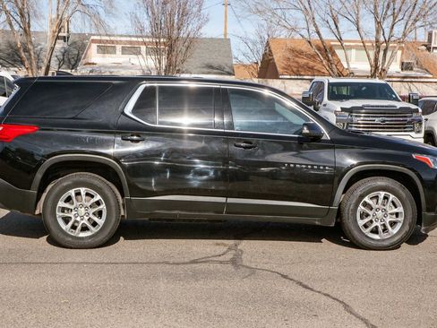 Used 2021 Chevrolet Traverse LS w/ LPO, Floor Liner Package image 4