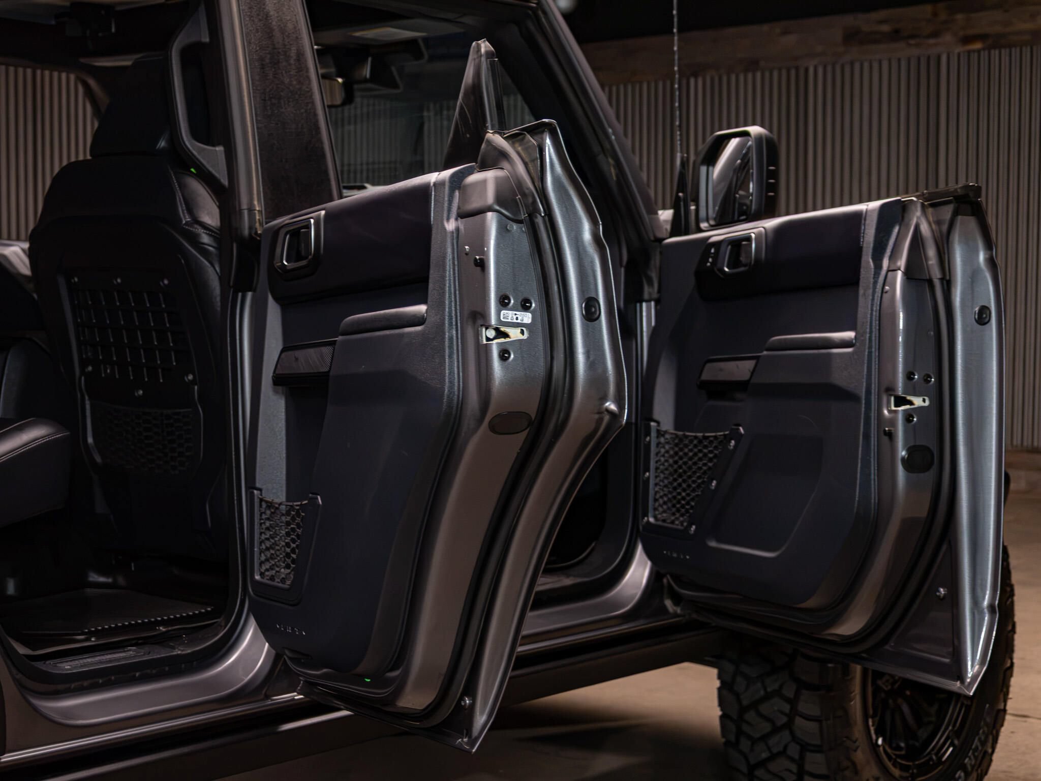 Used 2025 Ford Bronco Badlands AWD/4WD image 30