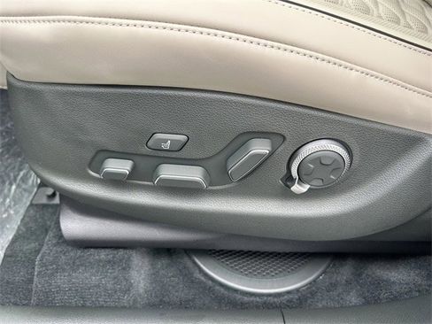 New 2026 Genesis GV80 3.5T e-SC image 21