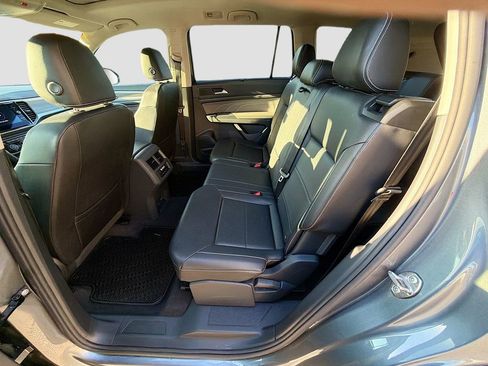Used 2023 Volkswagen Atlas SEL AWD/4WD image 22