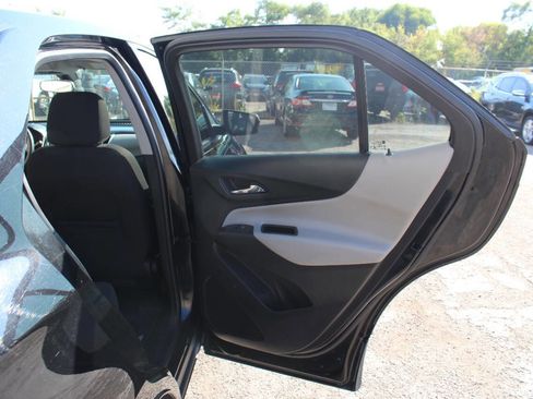 Used 2019 Chevrolet Equinox LS image 15